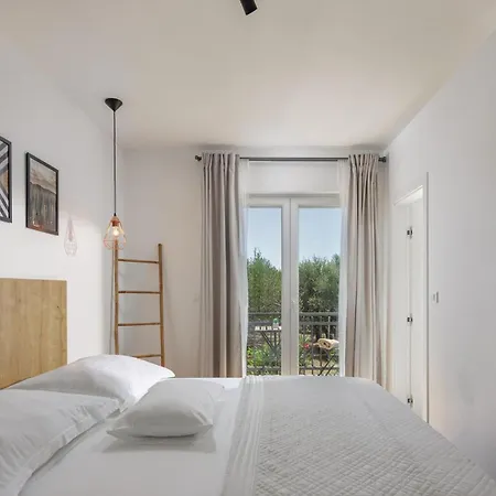 4 Bedroom Amazing In Polaca