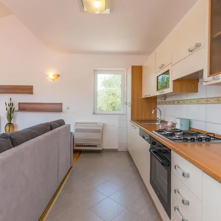 4 Bedroom Amazing In Polaca