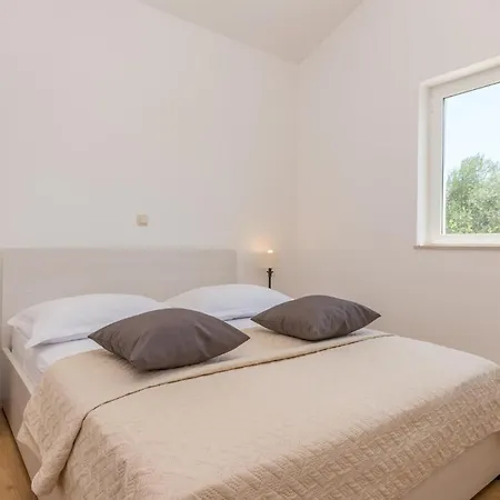 4 Bedroom Amazing In Polaca