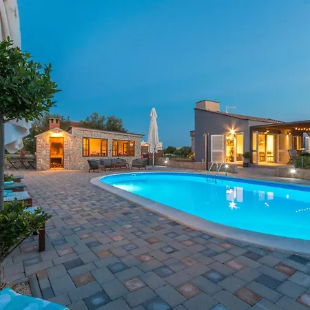 4 Bedroom Amazing In * Polaca