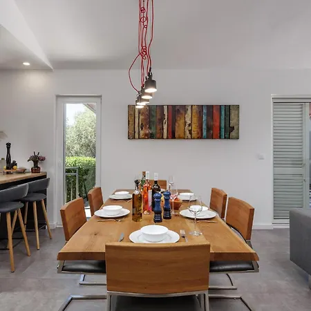 4 Bedroom Amazing In * Polaca